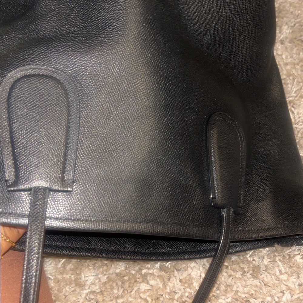 Coach Taxi Black Leather Tote Bag - Picture 6 of 9
